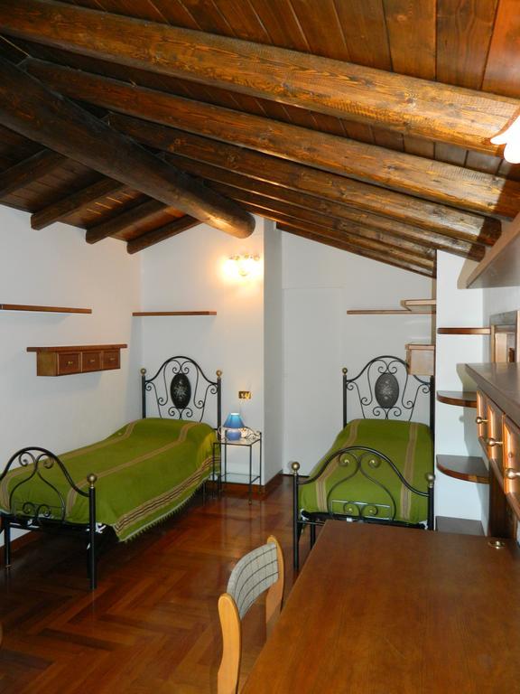 Casa Bellavista Appartement Civenna Buitenkant foto